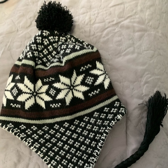Beanie - Picture 2 of 2